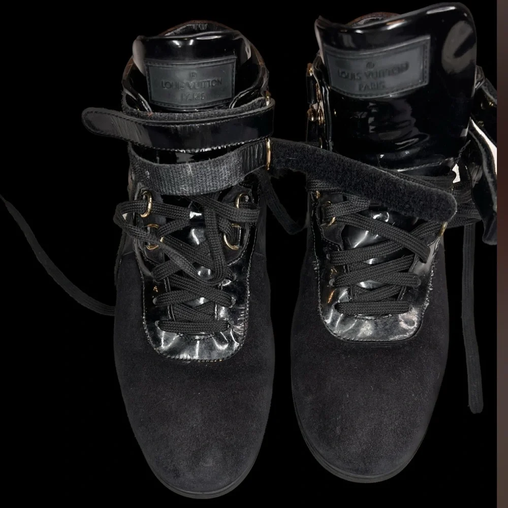 Louis Vuitton suede and patient leather tennis shoe - Picture 2 of 3